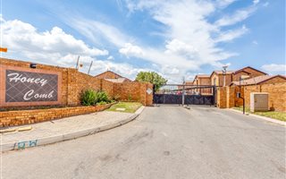 2 Bedroom Apartment in Honey Park