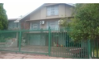 5 Bedroom House in Postmasburg