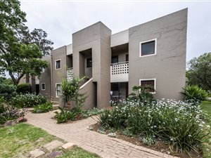 2 Bed Apartment in Newmarket Park
