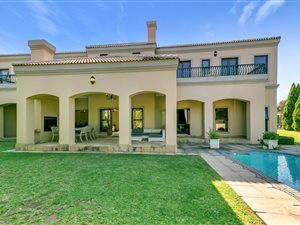 4 Bed House in Dainfern Valley