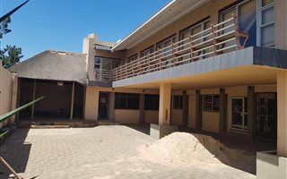 1171 m² Industrial space in Primrose