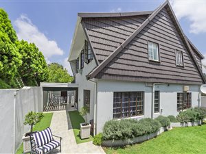 5 Bedroom House in Norwood
