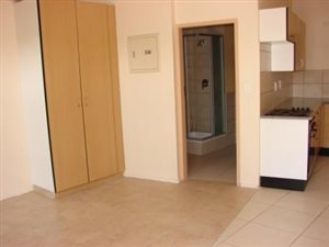 1 Bed Townhouse in Milpark