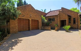4 Bedroom House in Vorna Valley