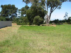672 m² Land available in Kraaibosch