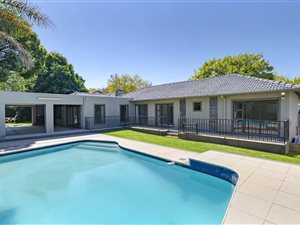 4 Bed House in Elma Park