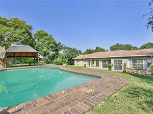 5 Bed House in Johannesburg North