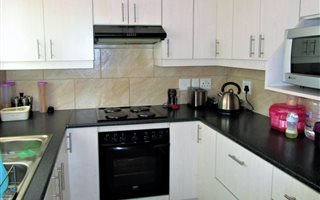 1 Bedroom Apartment in Parow
