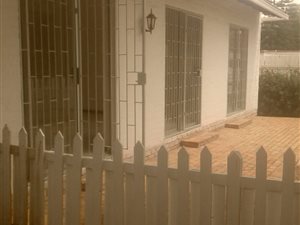 2 Bedroom Garden Cottage in Strubens Valley