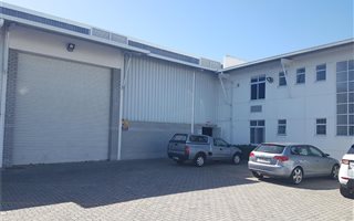 1004 m² Industrial space in Thornton