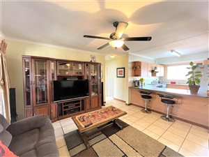2 Bed Apartment in Van Dyk Park