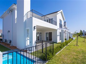 3 Bed House in Val de Vie