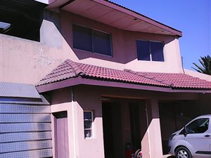 3 Bed House in Elspark
