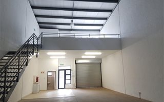 190 m² Industrial space in Greenhills