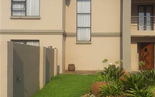 5 Bedroom House in Monavoni