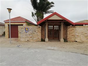2 Bedroom House in Hunters Retreat