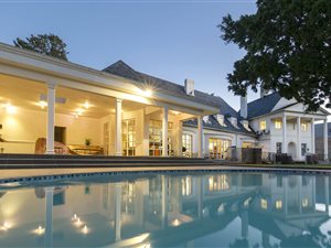 5 Bed House in Senderwood