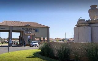 1 Bedroom Flat in Mooivallei Park