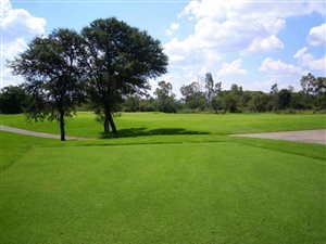 912 m² Land available in Vaal de Grace Golf Estate