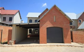 3 Bedroom Townhouse in Heritage Hill