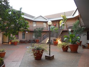 7464 m² Office Space in Hatfield