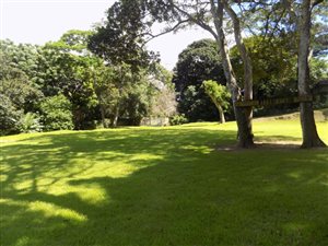 2031 m² Land available in Umtentweni