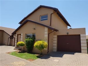 3 Bed Townhouse in Pomona