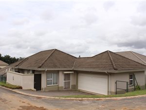 3 Bed House in Paradise Valley