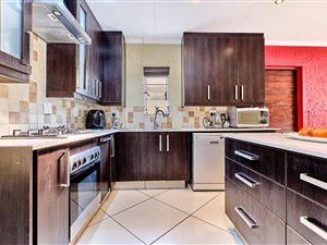 2 Bed Cluster in Sunninghill