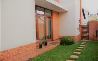 3 Bedroom House in Mooikloof Equestrian Estate