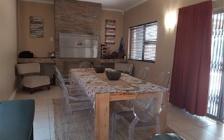 4 Bedroom House in Stellenberg