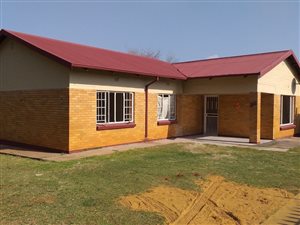 3 Bed House in Vanderbijlpark CW6