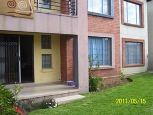 3 Bed Apartment in Ravensklip