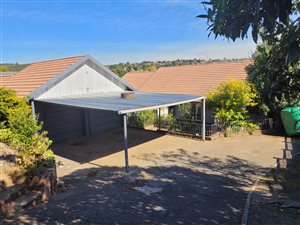 3 Bed House in Bisley