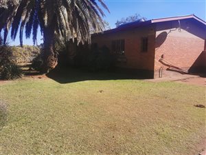 3 Bed House in Vanderbijlpark CE5