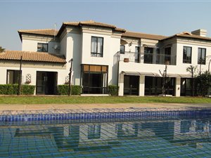 5 Bed House in Dainfern Valley