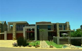 6 Bedroom House in The Wilds