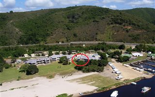 3 Bedroom Apartment in Keurboomstrand