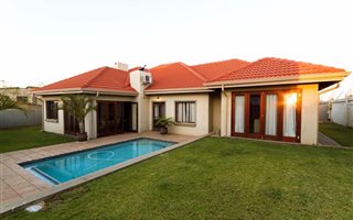 3 Bedroom House in Newmark Estate