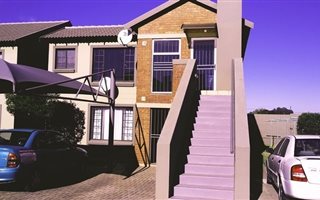 2 Bedroom Townhouse in Birchleigh