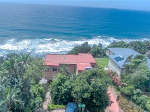 5 Bed House in Umdloti Beach