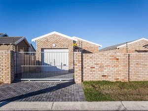 3 Bed House in Parsons Ridge