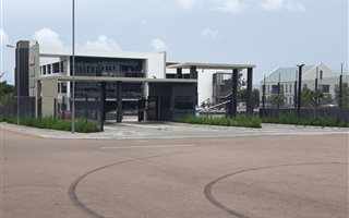 553 m² Commercial space in Die Wilgers
