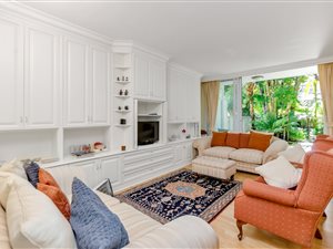 3 Bed Apartment in Hyde Park