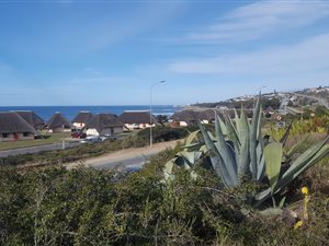 1016 m² Land available in Fairview