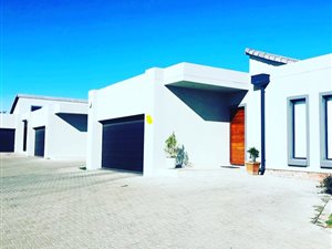 3 Bed Simplex in Summerset