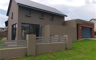 3 Bedroom House in Copperleaf