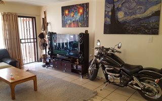 2 Bedroom Townhouse in Meyersdal