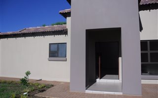 3 Bedroom Townhouse in Three Rivers