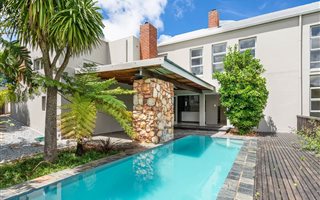 5 Bedroom House in Bergsig